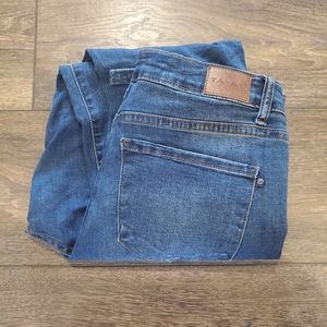 Tahari Kelly classic skinny size 30